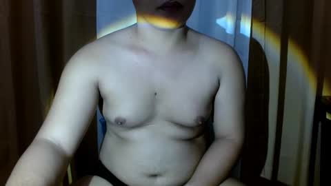 sweetasiangay online show from October 27, 2025, 5:28 pm