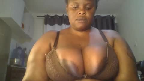 Snapshot of sweetbaby46 chatting on October 1, 2025, 10:05 pm sweetbaby46 online show from October 1, 2025, 10:05 pm