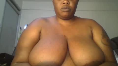 Snapshot of sweetbaby46 chatting on October 19, 2025, 3:12 pm sweetbaby46 online show from October 19, 2025, 3:12 pm