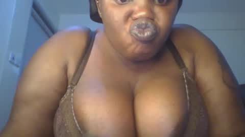 Snapshot of sweetbaby46 chatting on October 27, 2025, 1:26 pm sweetbaby46 online show from October 27, 2025, 1:26 pm