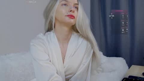 sweetbabyxx2021 online show from February 24, 2025, 4:05 am