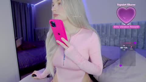 sweetbabyxx2021 online show from October 22, 2025, 4:35 am