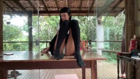 sweetbambiiii online show from January 14, 2025, 1:06 pm