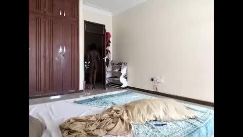 Lunargirl online show from October 18, 2025, 9:21 am