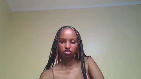 sweetberry30 online show from March 11, 2025, 11:12 am