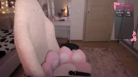 Snapshot of sweetcheecksmolly chatting on September 27, 2025, 6:46 pm Lisa online show from September 27, 2025, 6:46 pm