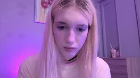 sweetcrystalll online show from July 3, 2026, 5:41 pm