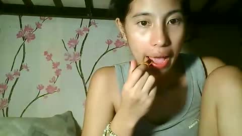 Snapshot of sweetdimple69 chatting on September 19, 2025, 12:28 pm sweetdimple69 online show from September 19, 2025, 12:28 pm