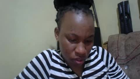 sweetdiva2012 online show from October 26, 2025, 10:04 pm