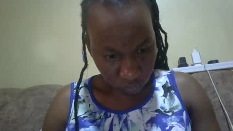 sweetdiva2012 online show from March 8, 2026, 3:54 am