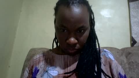 sweetdiva2012 online show from July 17, 2026, 3:57 am