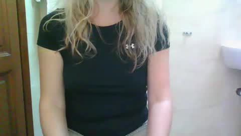 Sweet Dyzy online show from February 1, 2026, 8:46 am