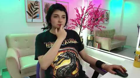 Snapshot of sweete_sin chatting on September 30, 2025, 3:22 am Sweete online show from September 30, 2025, 3:22 am
