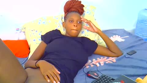 sweetebony123 online show from October 23, 2025, 8:24 am