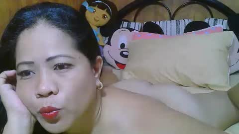 sweeteyes69xx online show from May 24, 2026, 11:04 am