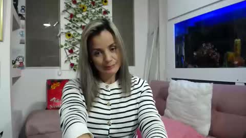 sweef online show from January 9, 2026, 2:25 am