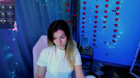 sweetfoyou online show from April 4, 2026, 5:49 am