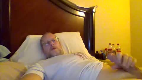 sweetg233 online show from October 22, 2025, 5:45 pm