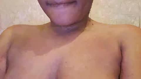 Snapshot of sweetgirl23232 chatting on January 8, 2025, 9:12 pm Sandy online show from January 8, 2025, 9:12 pm