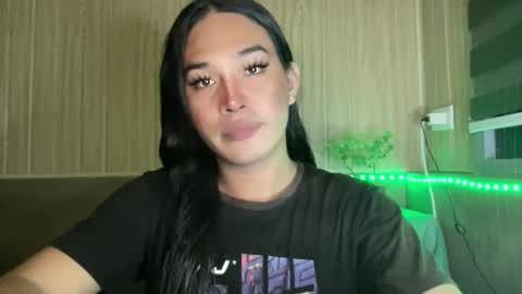 sweetgirl_rhainexxx online show from May 13, 2026, 1:08 pm