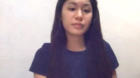 sweetgirllucy24xx online show from May 22, 2026, 5:40 pm