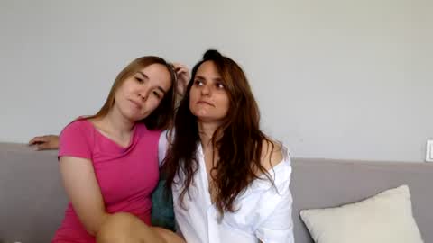 Alina and Mia online show from July 14, 2026, 5:56 am