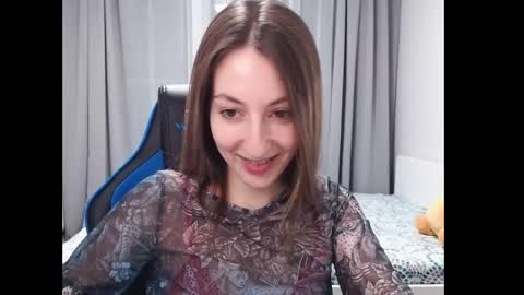 Snapshot of sweetheart_77 chatting on December 10, 2024, 11:51 pm Emma online show from December 10, 2024, 11:51 pm