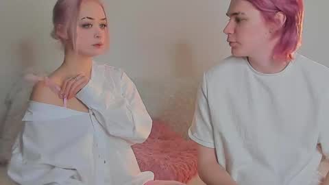 sweethearts_friends online show from February 5, 2026, 7:24 am