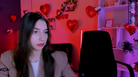 Chloe online show from February 18, 2026, 9:49 am