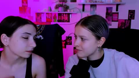 Chloe online show from March 19, 2026, 9:46 am