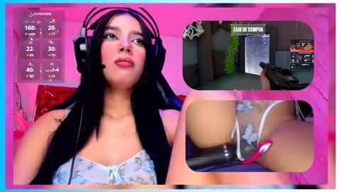 Snapshot of sweetie_cloe chatting on February 17, 2026, 9:32 pm sweetie_cloe online show from February 17, 2026, 9:32 pm