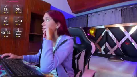 FOXXY online show from June 25, 2026, 11:04 am