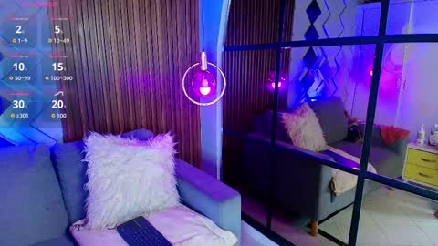 Snapshot of sweetie_foxxxx chatting on October 16, 2025, 11:11 am violeta online show from October 16, 2025, 11:11 am