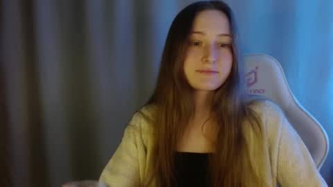 Snapshot of sweetie_lover chatting on February 15, 2026, 8:38 pm Annie online show from February 15, 2026, 8:38 pm