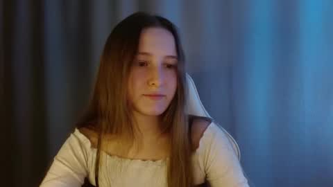 Snapshot of sweetie_lover chatting on February 18, 2026, 9:00 pm Annie online show from February 18, 2026, 9:00 pm