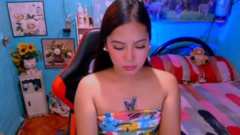 Snapshot of sweetienicole chatting on January 29, 2025, 1:27 am Nicole online show from January 29, 2025, 1:27 am