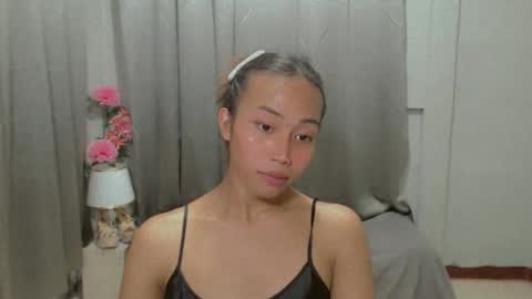 Snapshot of sweetiie_caren chatting on January 7, 2025, 7:31 am CAREN online show from January 7, 2025, 7:31 am