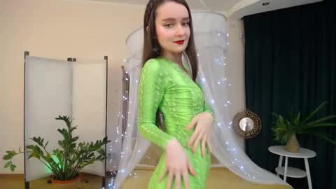Snapshot of sweetintouch chatting on January 20, 2025, 6:21 pm sweetintouch online show from January 20, 2025, 6:21 pm