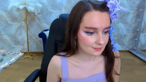 Snapshot of sweetintouch chatting on September 12, 2025, 3:28 am sweetintouch online show from September 12, 2025, 3:28 am