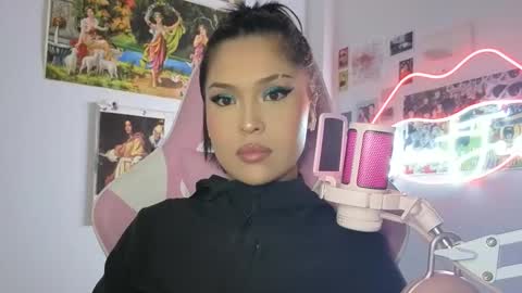 SweetJess online show from March 23, 2026, 5:00 am