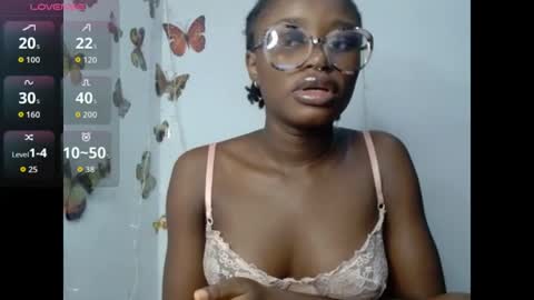 Snapshot of sweetjuicyclit chatting on June 12, 2026, 10:52 pm zuri online show from June 12, 2026, 10:52 pm