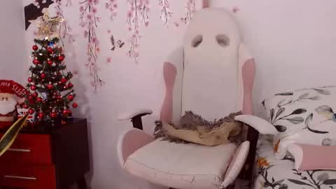 karen online show from December 19, 2025, 4:25 pm