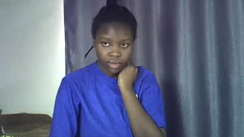Snapshot of sweetkirrie chatting on July 6, 2026, 2:14 pm sweetkirrie online show from July 6, 2026, 2:14 pm