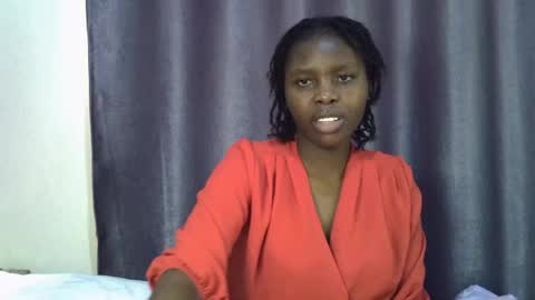 Snapshot of sweetkirrie chatting on July 15, 2026, 12:21 pm sweetkirrie online show from July 15, 2026, 12:21 pm