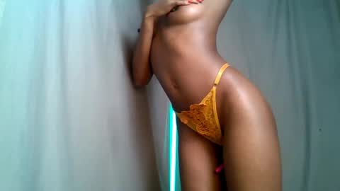 Sweet Lisa online show from January 24, 2025, 11:12 pm