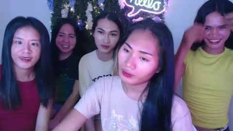 Snapshot of sweetladyboyx chatting on December 21, 2024, 1:04 am online show from December 21, 2024, 1:04 am