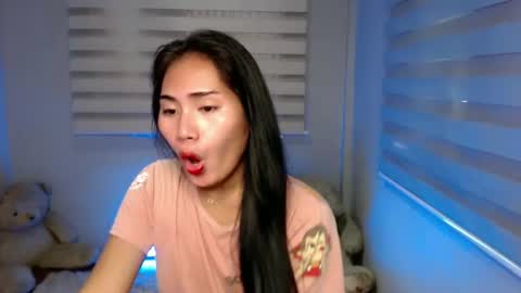 Snapshot of sweetladyboyx chatting on January 12, 2025, 3:17 am online show from January 12, 2025, 3:17 am