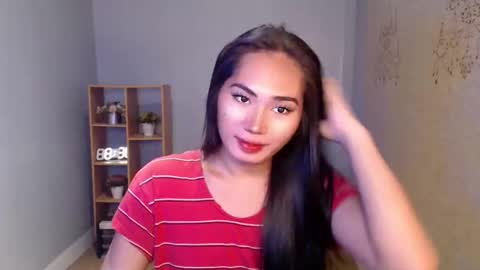 Snapshot of sweetladyboyx chatting on February 14, 2025, 11:09 pm online show from February 14, 2025, 11:09 pm