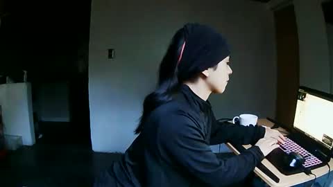 sweetlatinafit online show from April 14, 2026, 2:12 pm