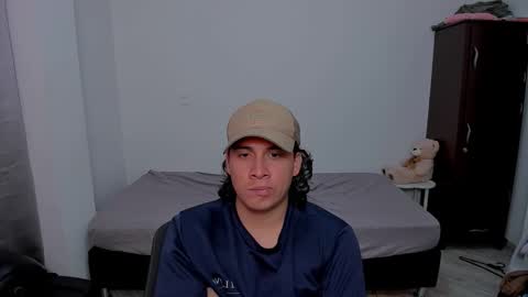 Lian online show from February 17, 2026, 1:24 am